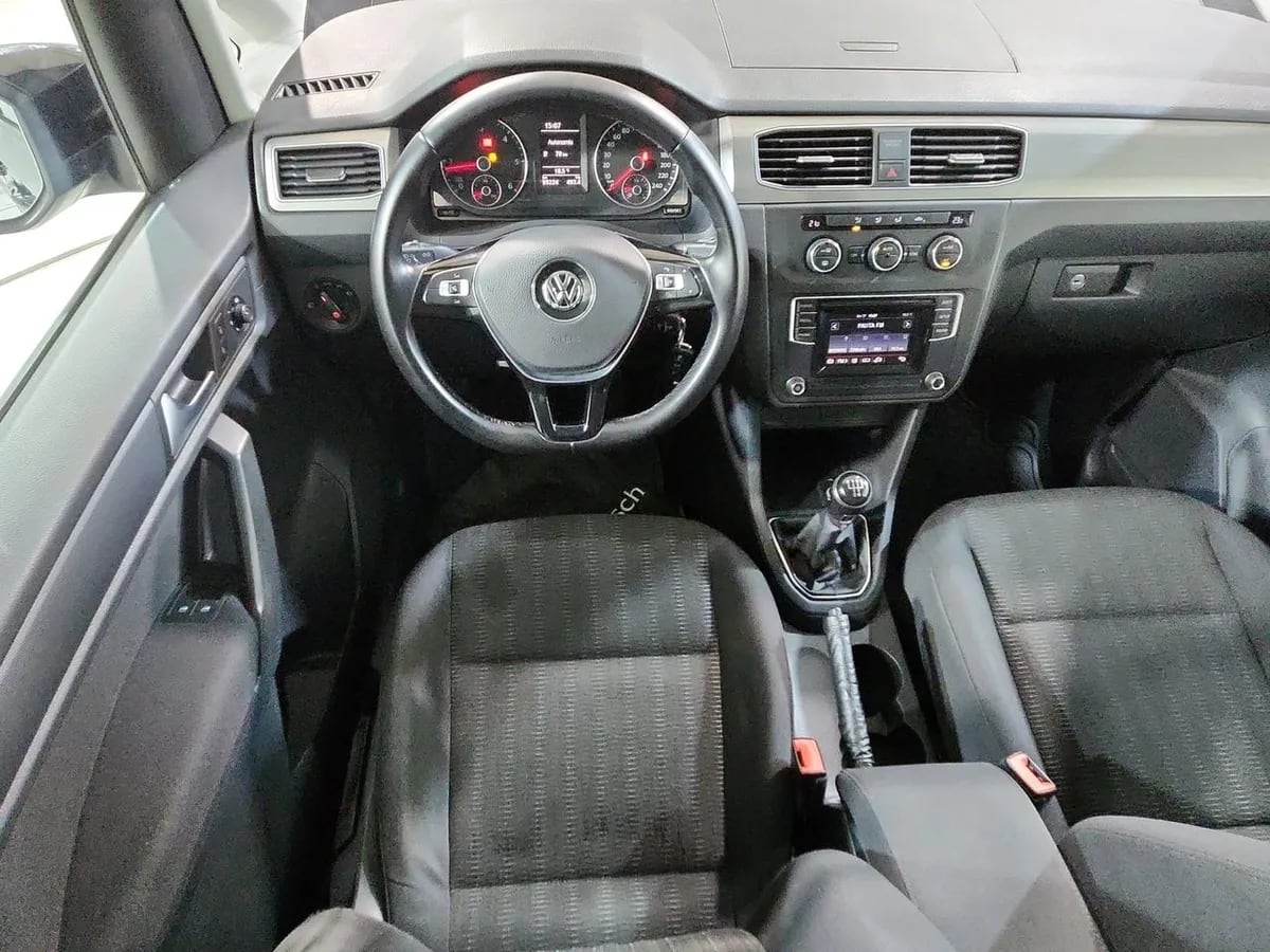 VOLKSWAGEN CADDY  año 2017