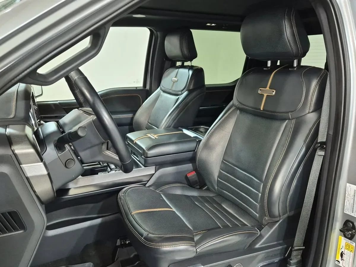FORD F-150 3.5 Platinum Cc At 4x4 año 2023
