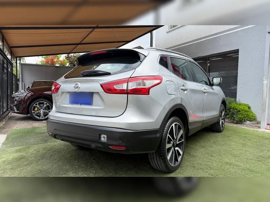 Nissan Qashqai 4x4 2.0 Aut año 2017