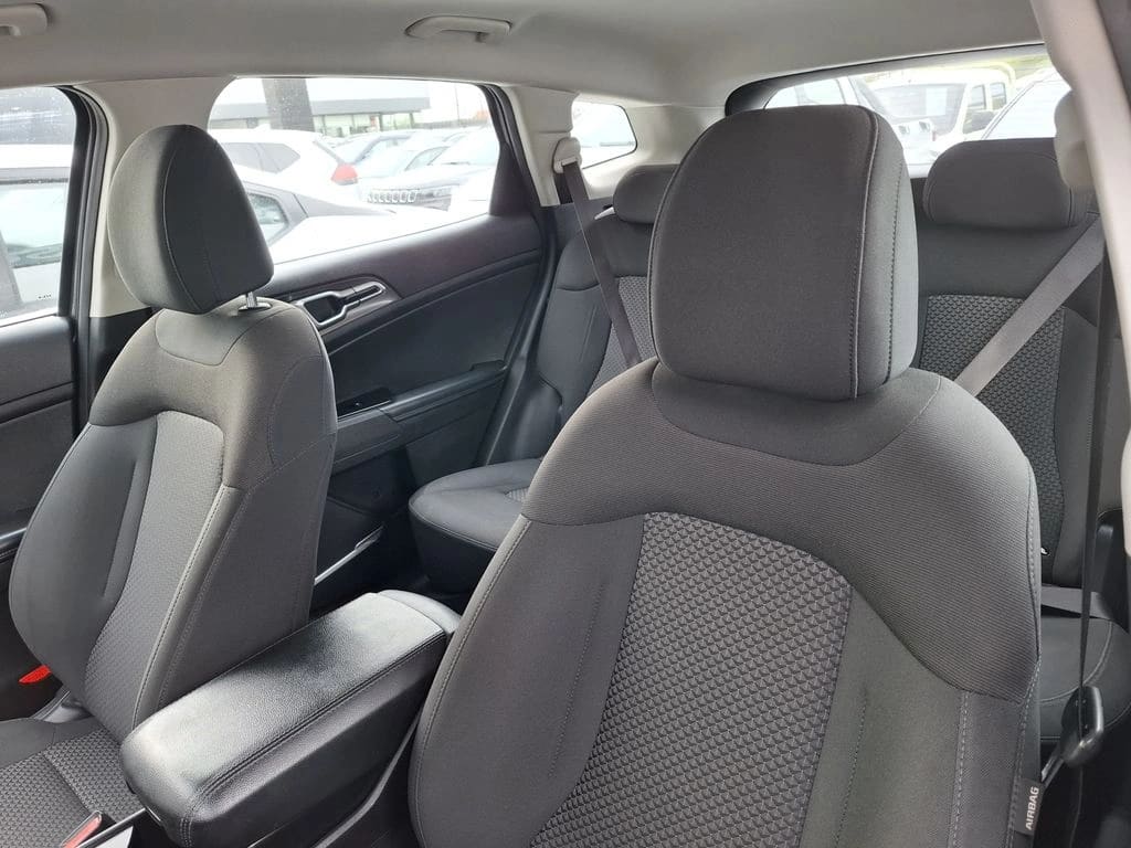 Kia Sportage 2.0 Ex Dies 2wd 8at 5p año 2023