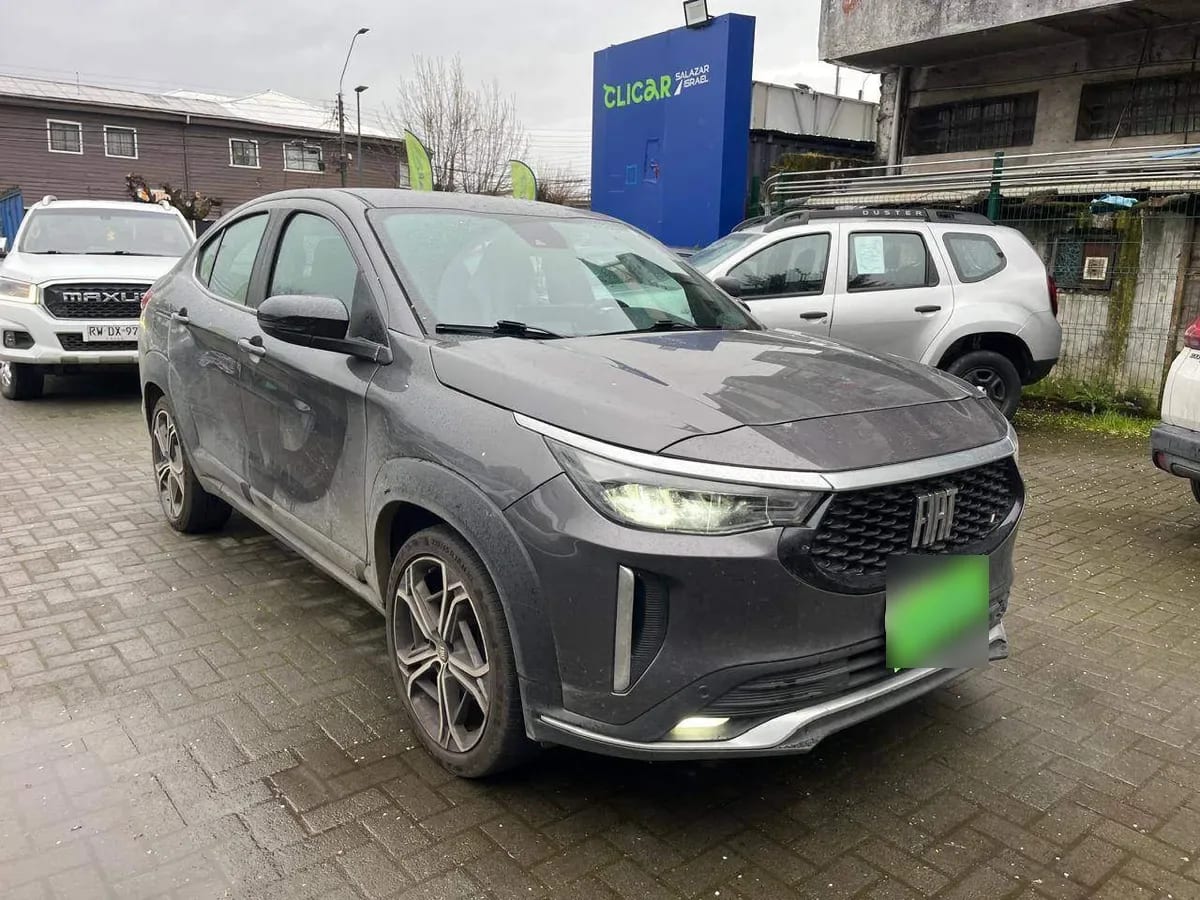 Fiat Fastback 1.0 Impetus 4x2 Cvt At 5p año 2024