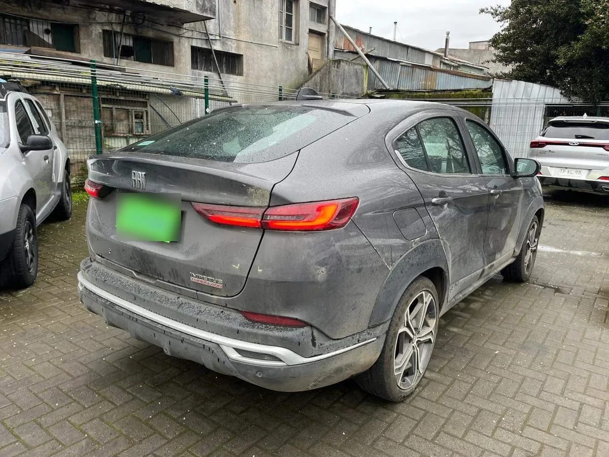 Fiat Fastback 1.0 Impetus 4x2 Cvt At 5p año 2024