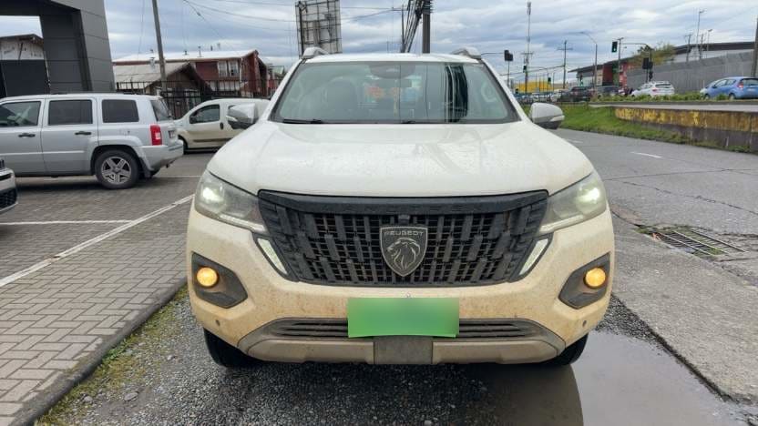 Peugeot Landtrek 2.2 Action4 Mca Diesel 4x4 200hp At 4p año 2026