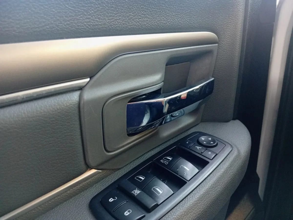 Ram 1500 3.6 Slt 4x4 Quad Cab Dob. Cab. At 4p año 2019