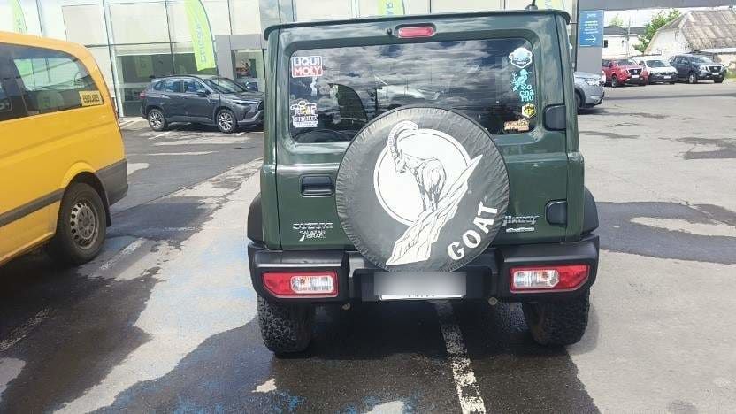 Suzuki Jimny 1.5 Gl 4x4 Mt 3p año 2022