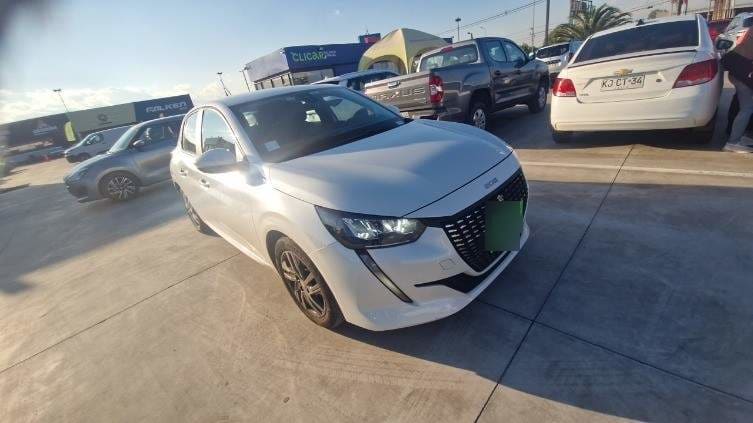 Peugeot 208 1.2 Puretech Active Pack 4x2 75 Mt 5p año 2022