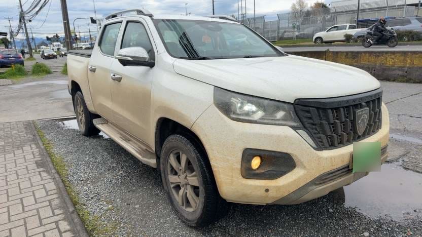 Peugeot Landtrek 2.2 Action4 Mca Diesel 4x4 200hp At 4p año 2026
