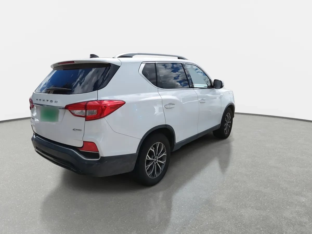 Ssangyong Rexton 2.2 Diesel 4x4 Yrx311 Mt 5p año 2019