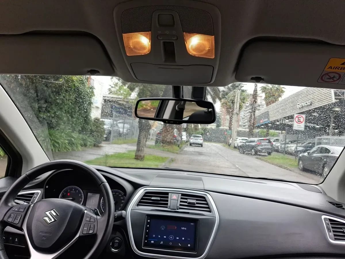 Suzuki S-Cross 1.6 Glx 4x2 At 5p año 2021