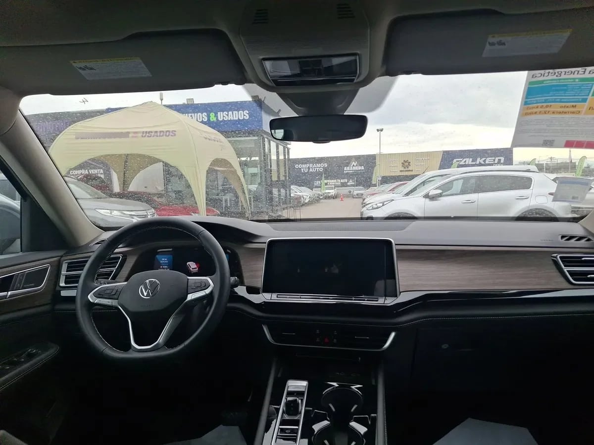 Volkswagen Atlas 2.0 Tsi Limited 4motion 4x4 At 5p año 2026