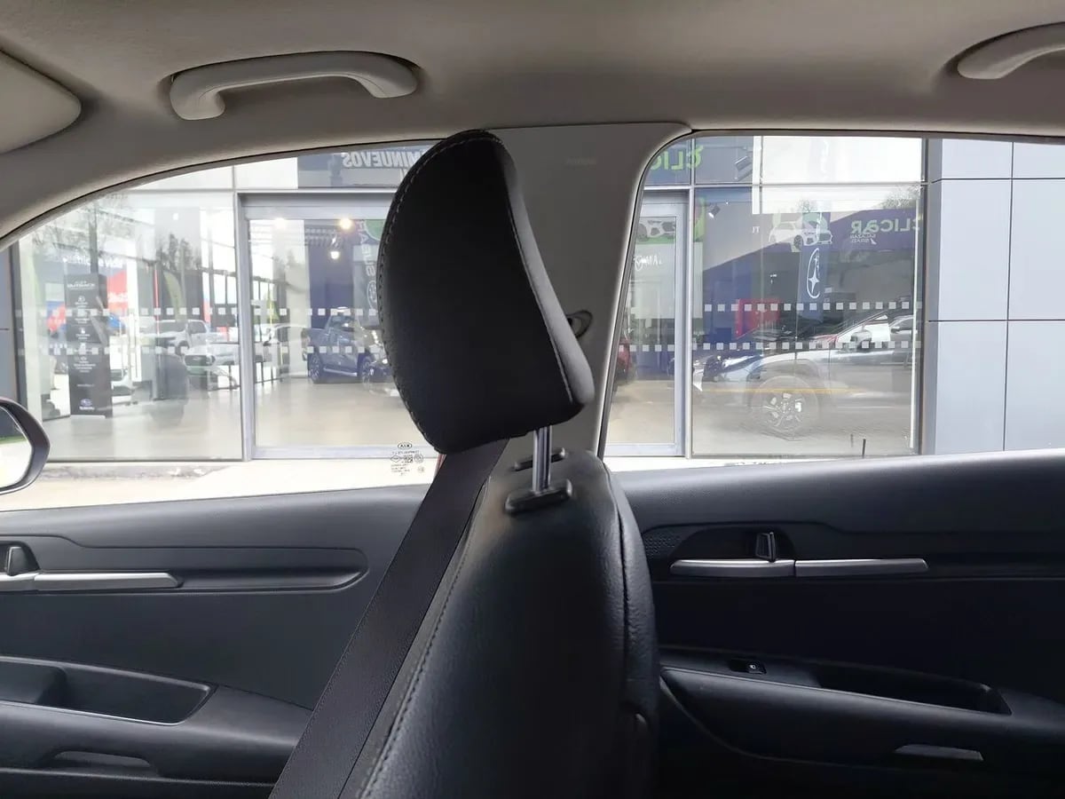 Kia Sonet 1.5 Ex Ivt Full 4x2 At 5p año 2022