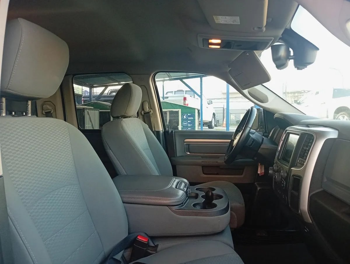 Ram 1500 3.6 Slt 4x4 Quad Cab Dob. Cab. At 4p año 2019
