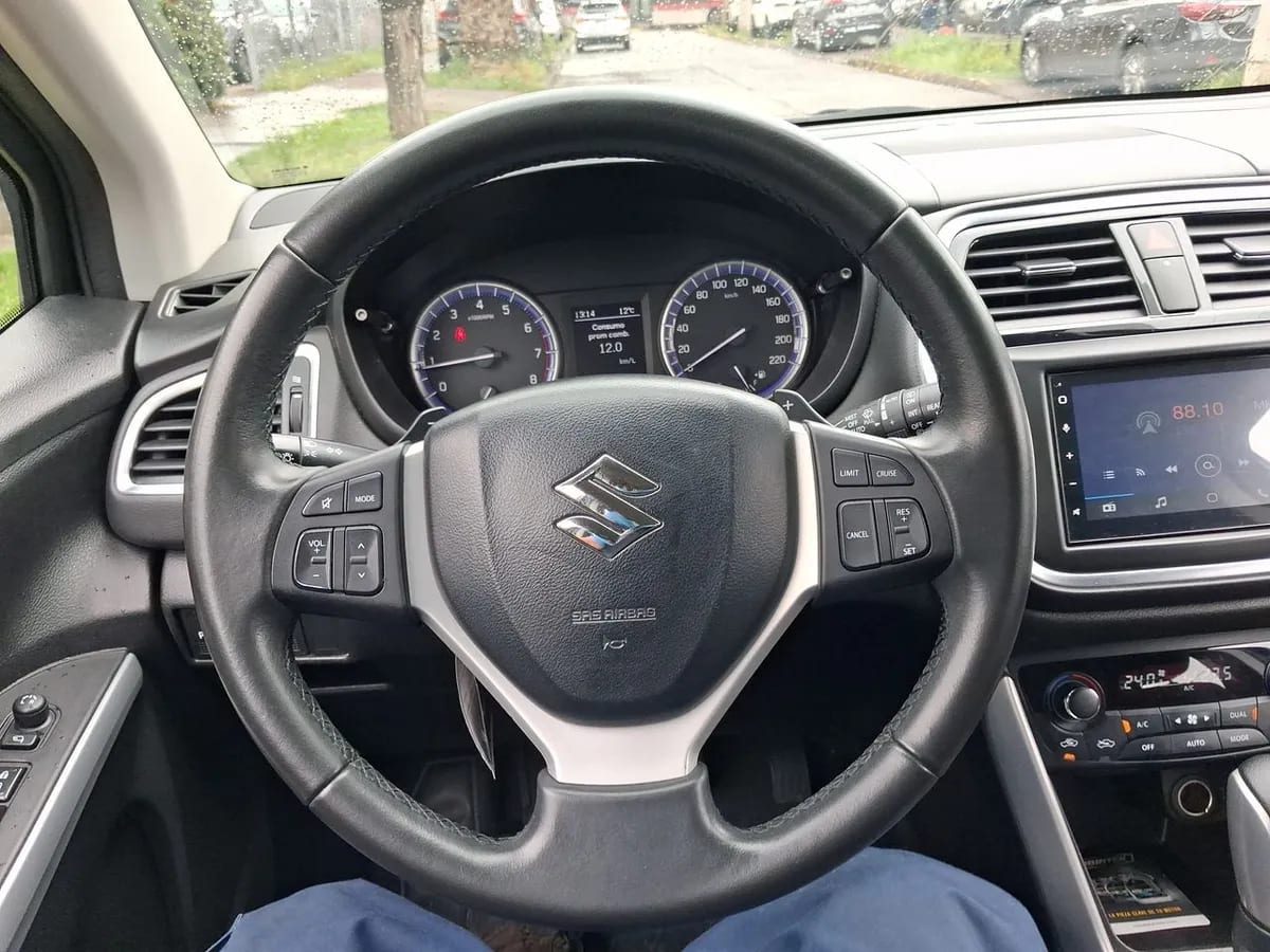 Suzuki S-Cross 1.6 Glx 4x2 At 5p año 2021