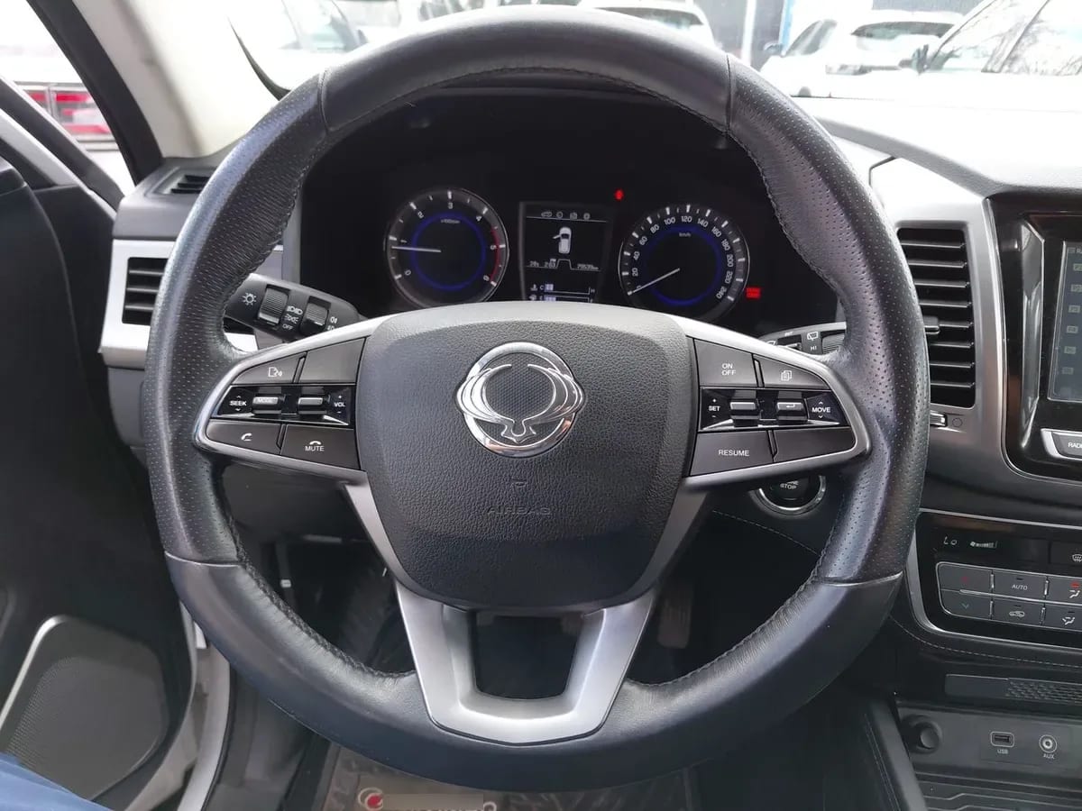 Ssangyong Rexton 2.2 Diesel 4x4 Yrx311 Mt 5p año 2019