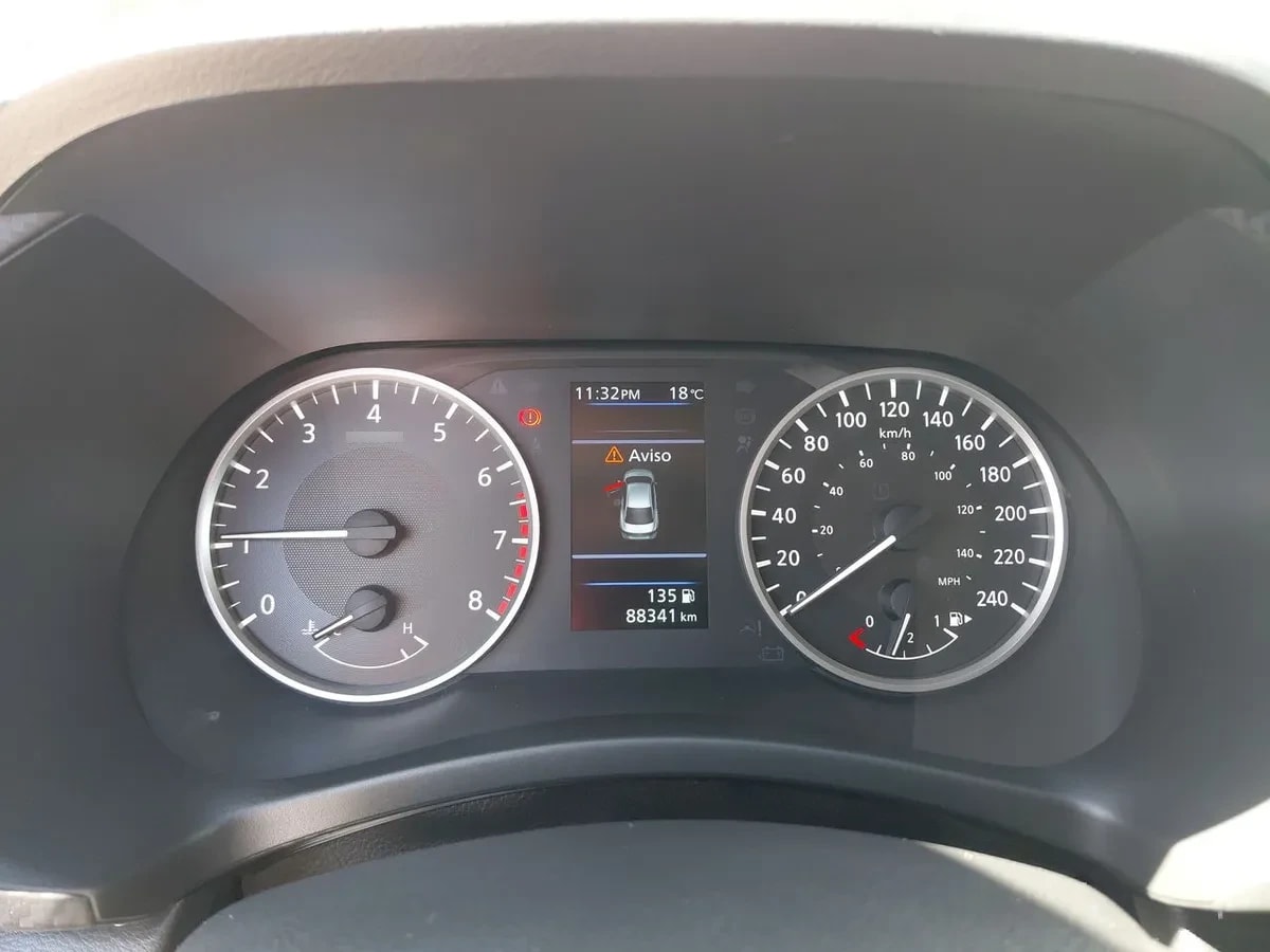 Nissan Sentra 2.0 Sense 4x2 Mt 4p año 2022
