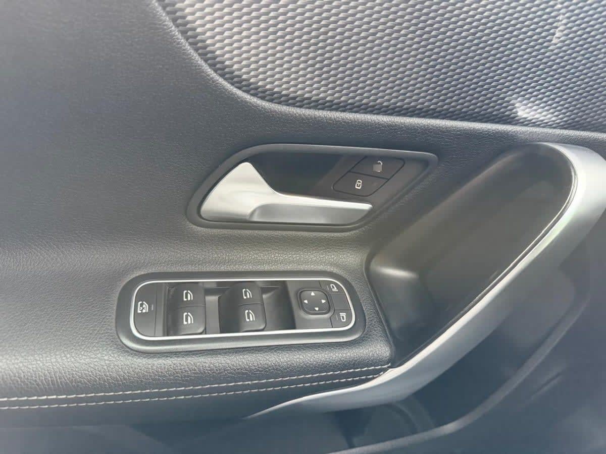 Mercedes-Benz A200 A200 Hb At 1.3 Turbo año 2020