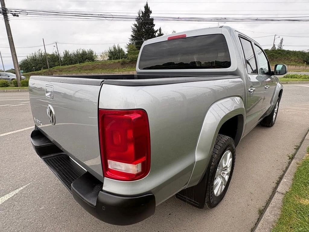 Volkswagen Amarok 2.0 Comfortline 4motion 4x4 año 2023