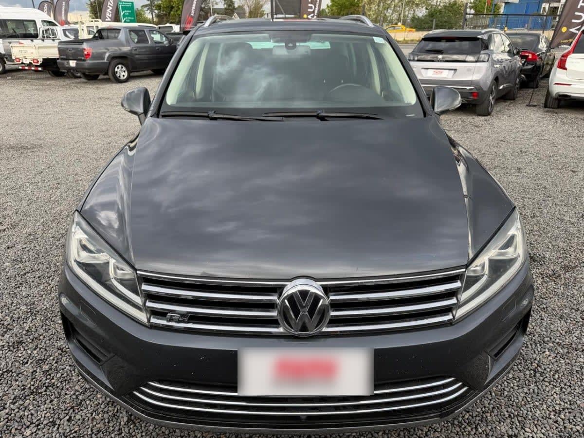 Volkswagen Touareg 4.2 V8 4x4 At año 2017