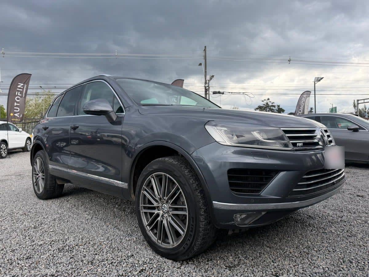 Volkswagen Touareg 4.2 V8 4x4 At año 2017