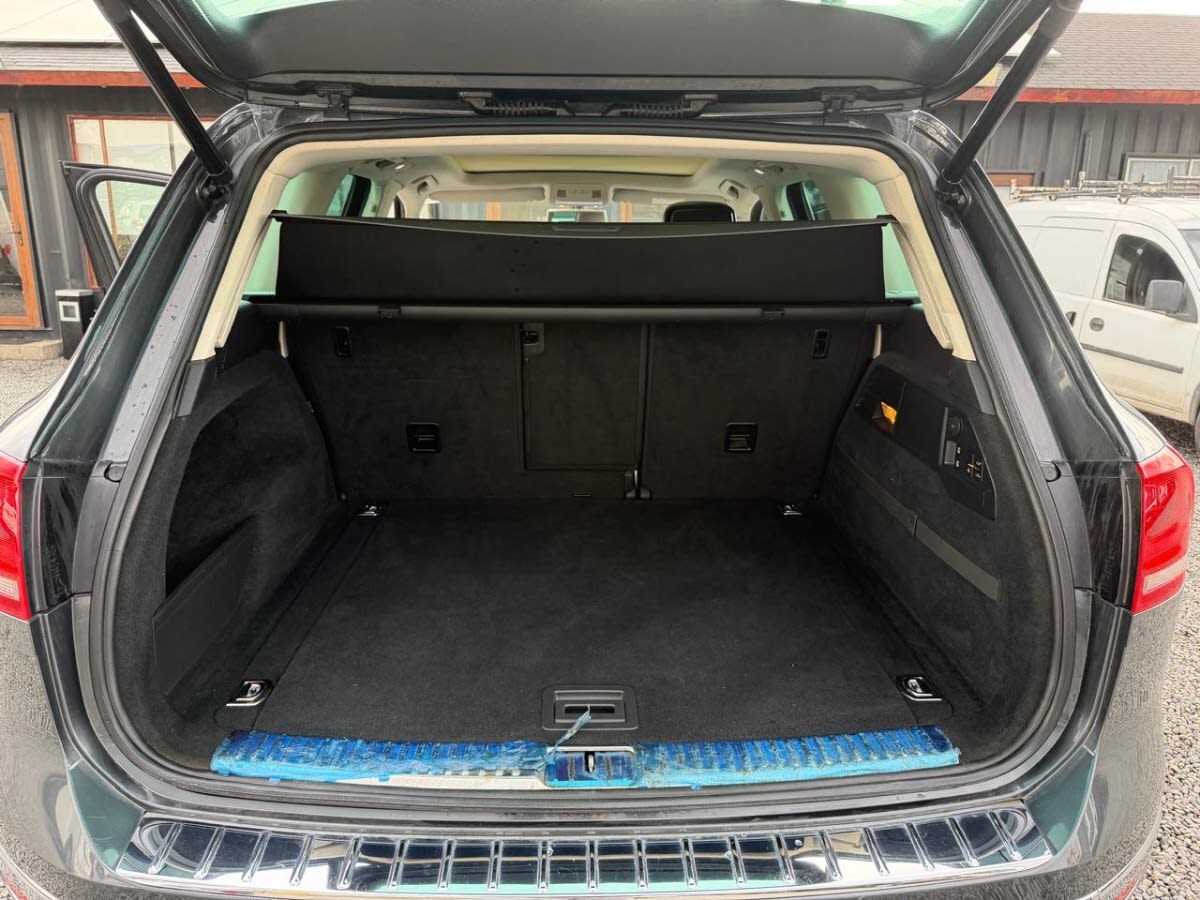 Volkswagen Touareg 4.2 V8 4x4 At año 2017