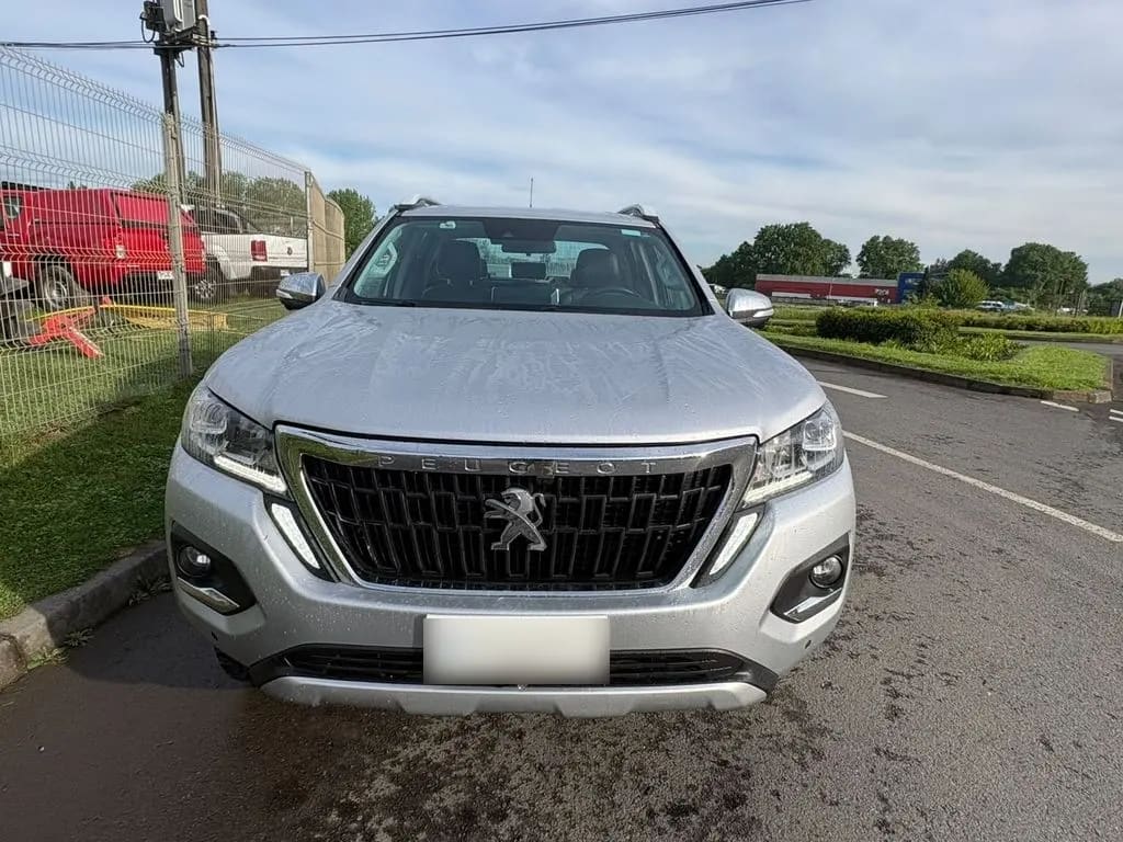 Peugeot Landtrek 1.9 4x4 Mt año 2023