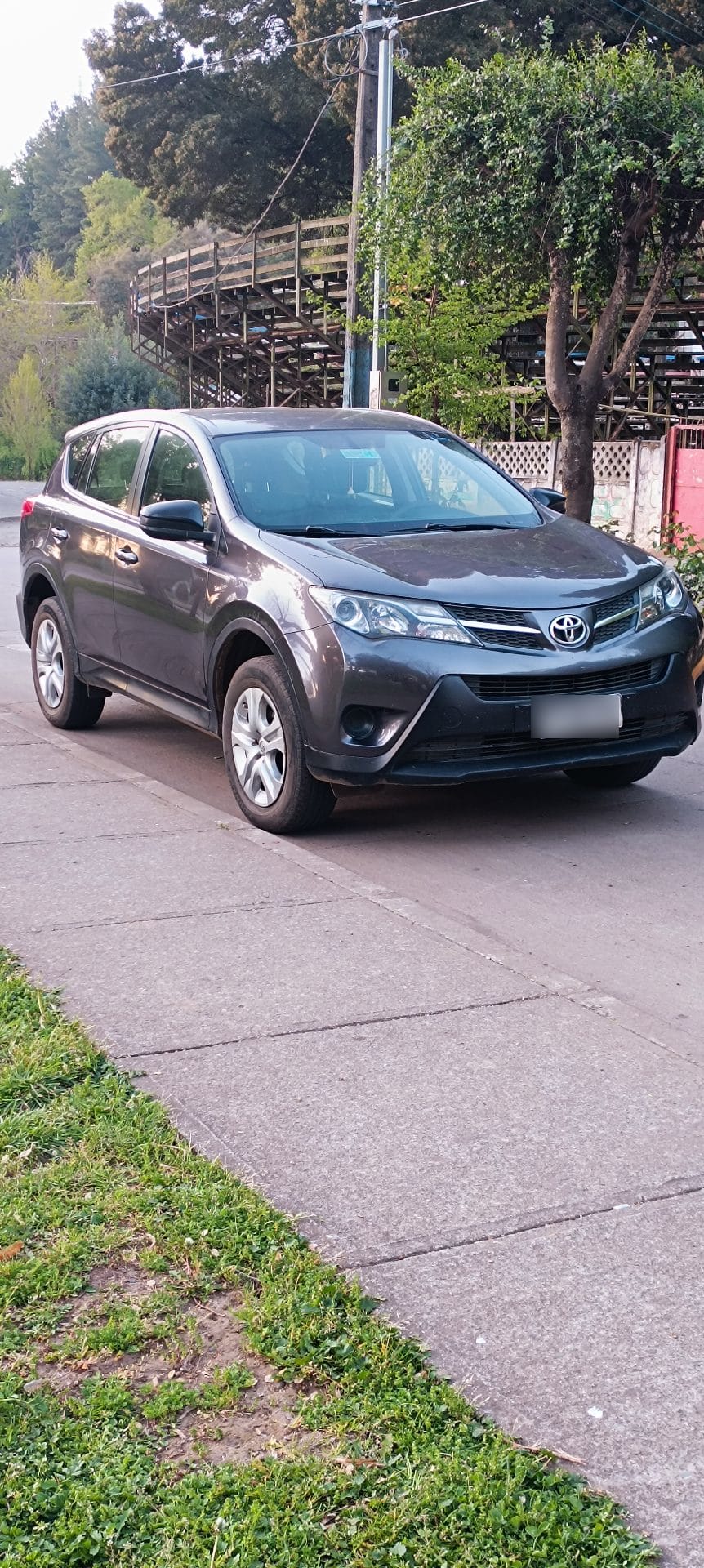 TOYOTA RAV 4 2.0 2.0 año 2013