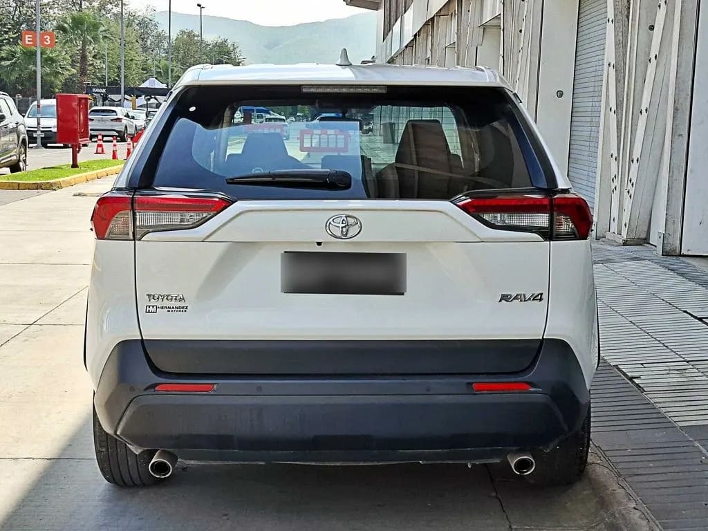 Toyota Rav4 Le año 2023