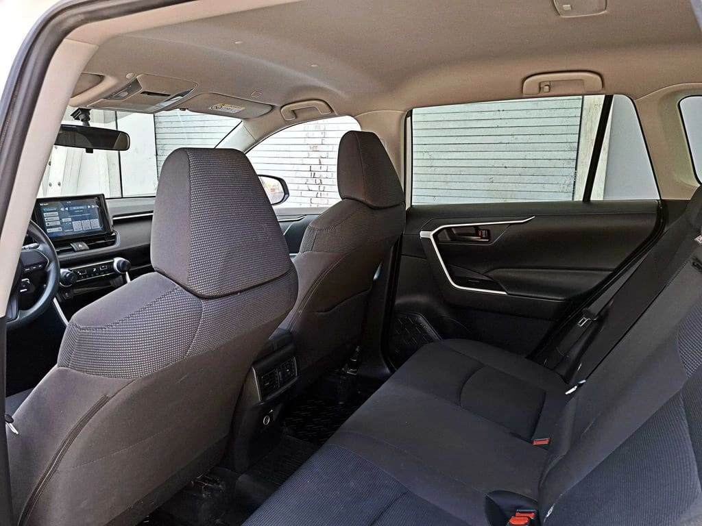 Toyota Rav4 Le año 2023