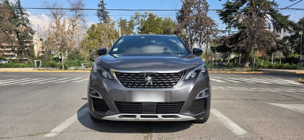 PEUGEOT 5008 Gt Line Bluehdi 1.5 Aut año 2019 PEUGEOT 5008 Gt Line Bluehdi 1.5 Aut año 2019