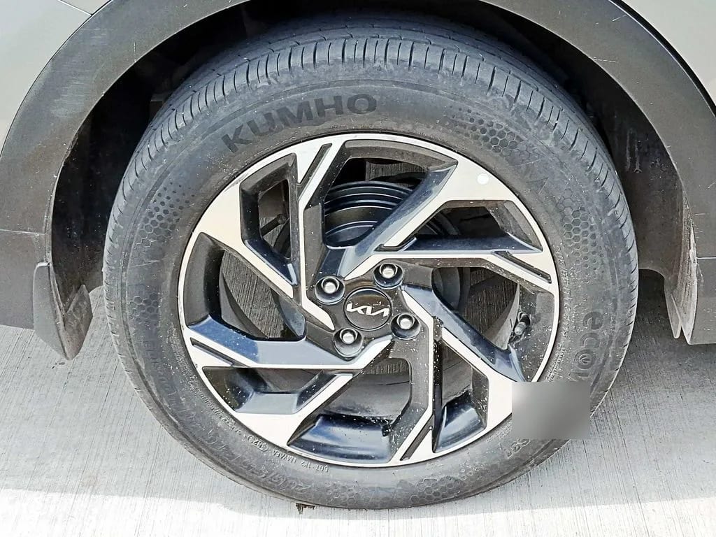 Kia K3 1.6 Ex 4x2 Mt 4p año 2024