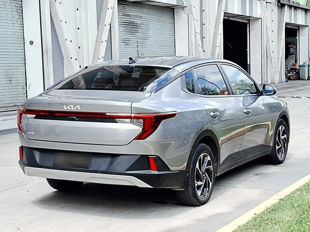 Kia K3 1.6 Ex 4x2 Mt 4p año 2024