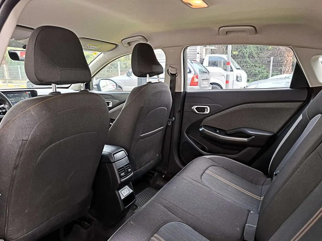 Kia K3 1.6 Ex 4x2 Mt 4p año 2024