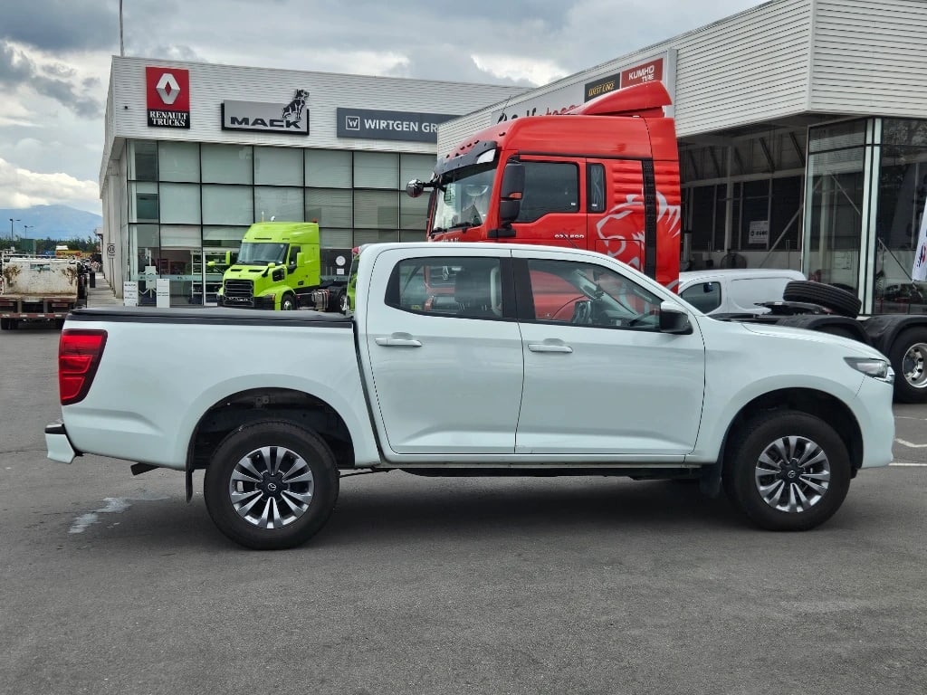 Mazda Bt-50 4wd 3.0 Aut año 2024