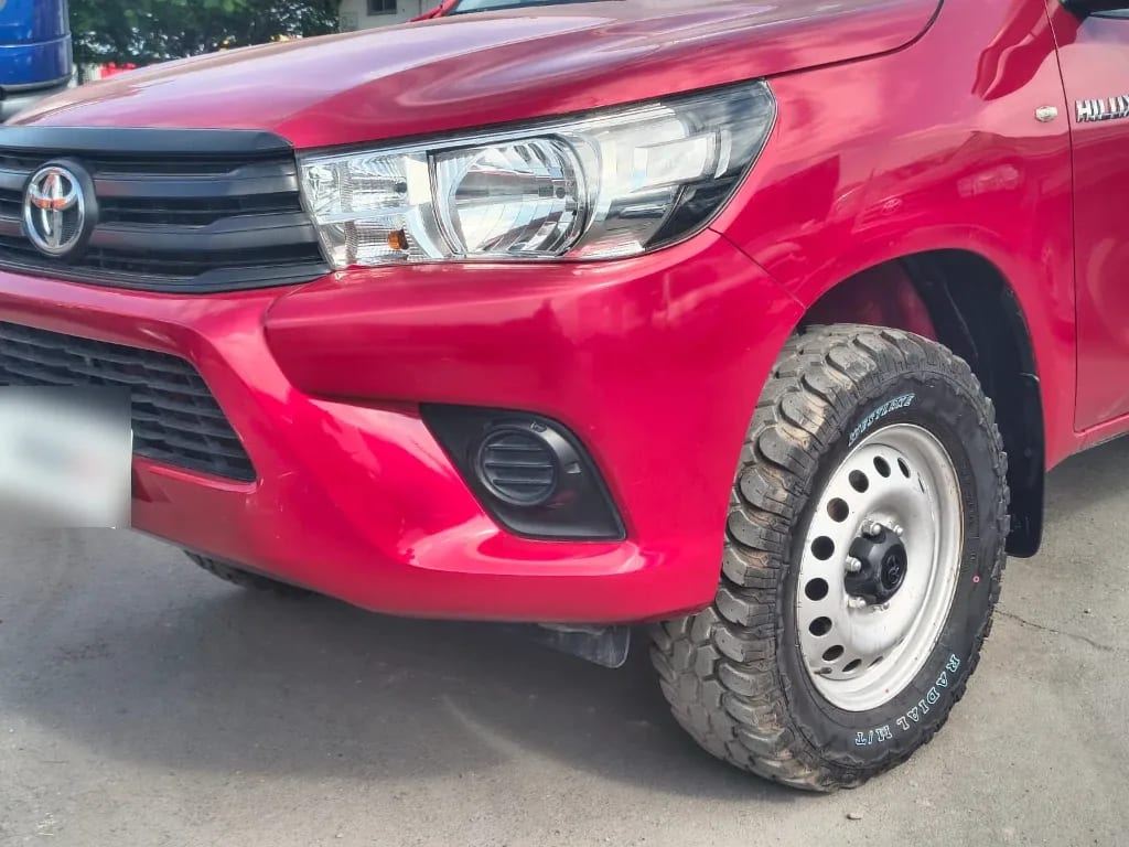 Toyota Hilux Dc 4x4 2.4 D Dx Mt año 2024