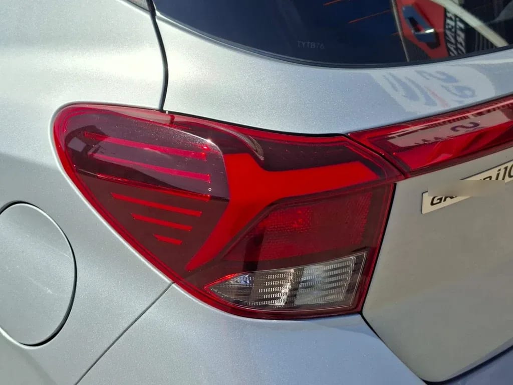 Hyundai Grand I10 Ai3 Hb 1.2 Mt Plus año 2025