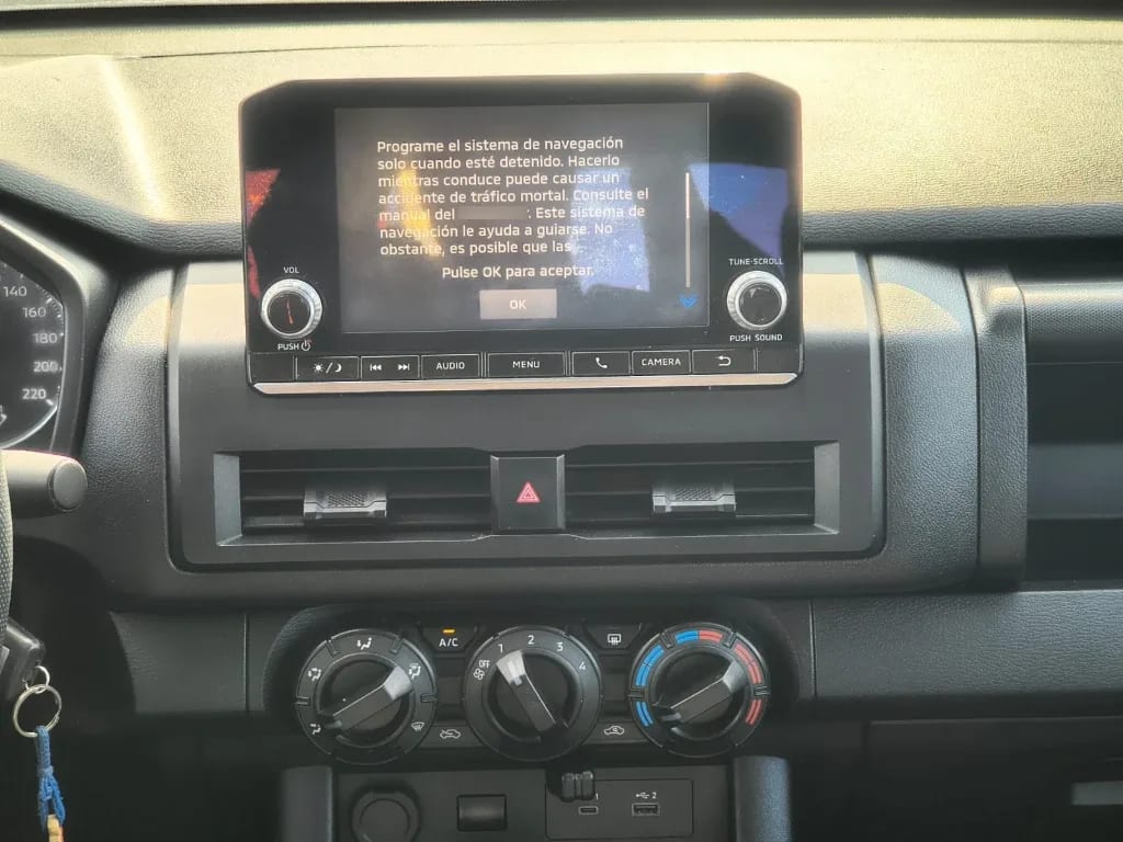 Mitsubishi L200 Katana D/c 2.4 Tdi Mt Xrt 4x4 año 2024