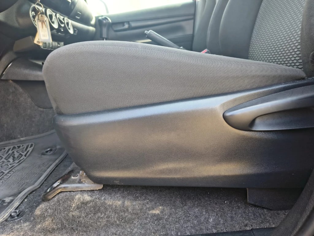 Toyota Hilux Dc 4x4 2.4 D Dx Mt año 2024