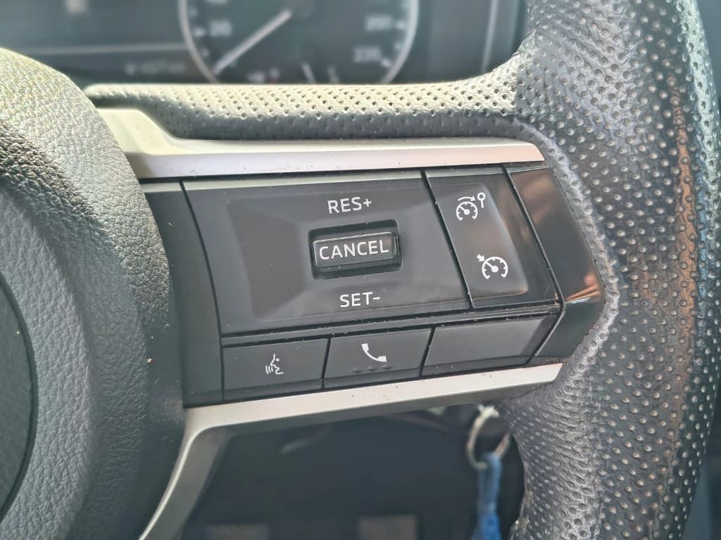 Mitsubishi L200 Katana D/c 2.4 Tdi Mt Xrt 4x4 año 2024