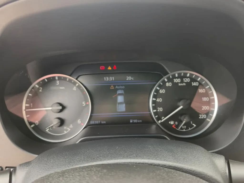 Nissan Navara Navara Se D Cab Mt 4x2 2.3 año 2023