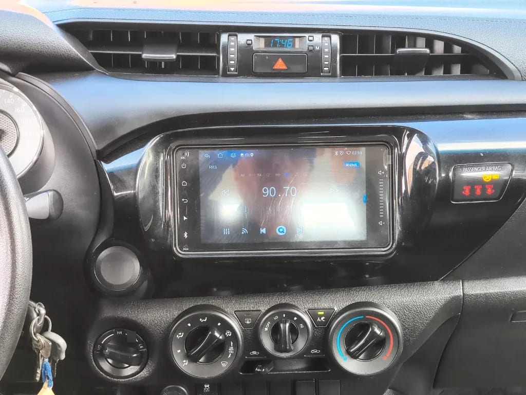 Toyota Hilux Dc 4x4 2.4 D Dx Mt año 2024