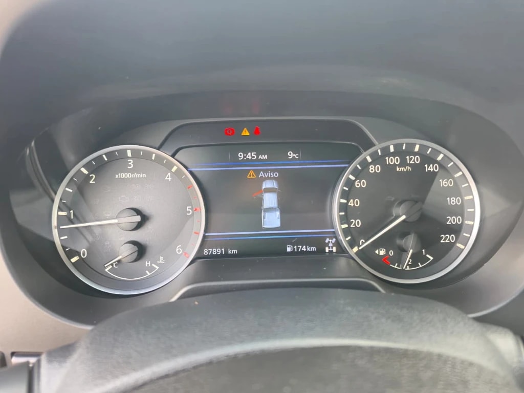 Nissan Navara Navara Se D Cab Mt 4x4 2.3 año 2023