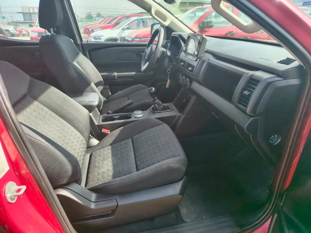 Mitsubishi L200 Katana D/c 2.4 Tdi Mt Xrt 4x4 año 2024