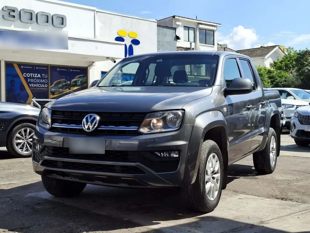 Volkswagen Amarok Tredline 2.0 Mt 4x2 año 2023 Volkswagen Amarok Tredline 2.0 Mt 4x2 año 2023