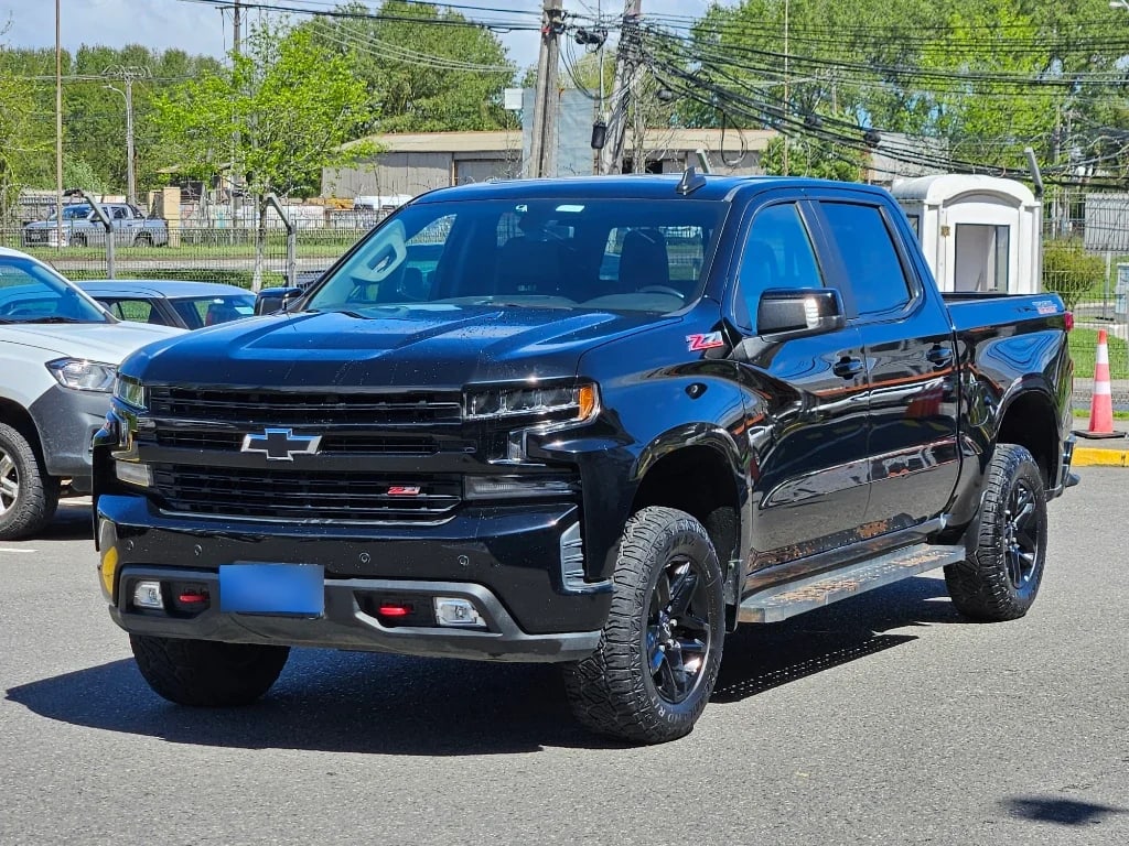 Chevrolet Silverado 5.3 Lt Trailboss Z71 4x4 At 4p año 2022 Chevrolet Silverado 5.3 Lt Trailboss Z71 4x4 At 4p año 2022