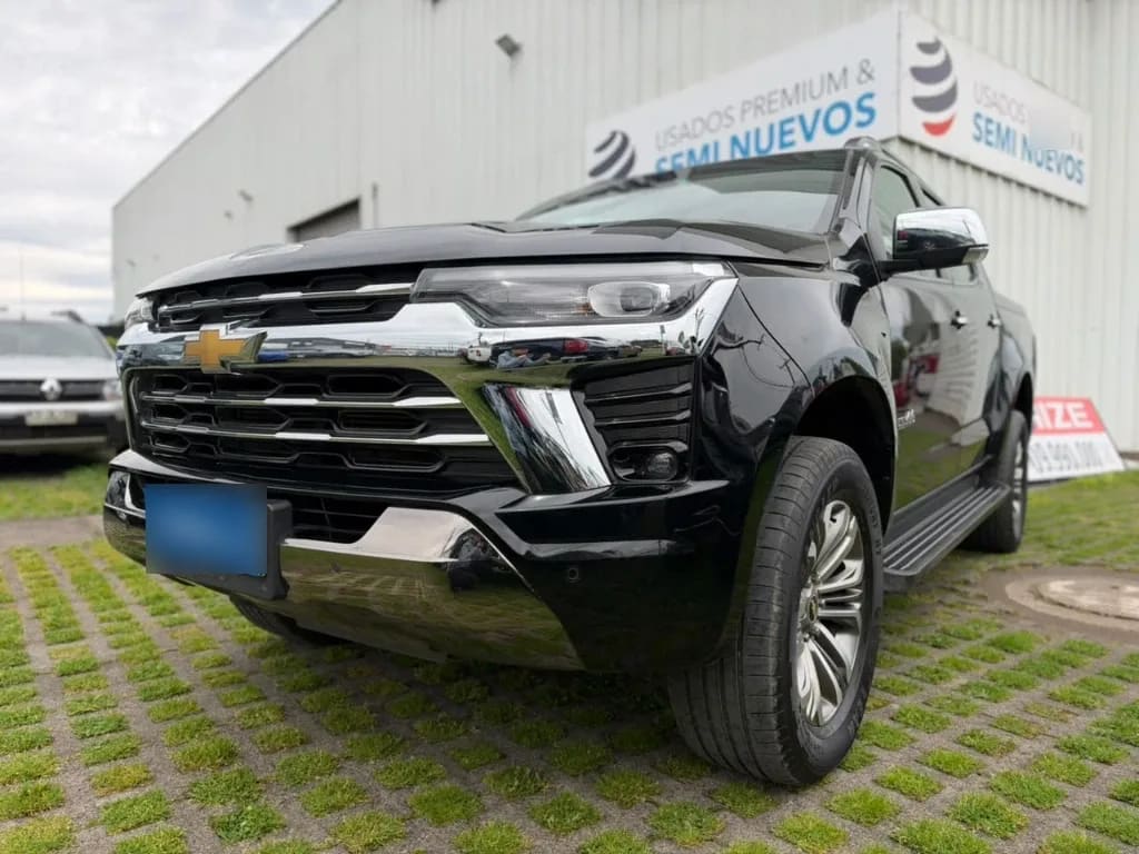 Chevrolet Colorado 2.8 High Country Diesel 4wd At 4p año 2025