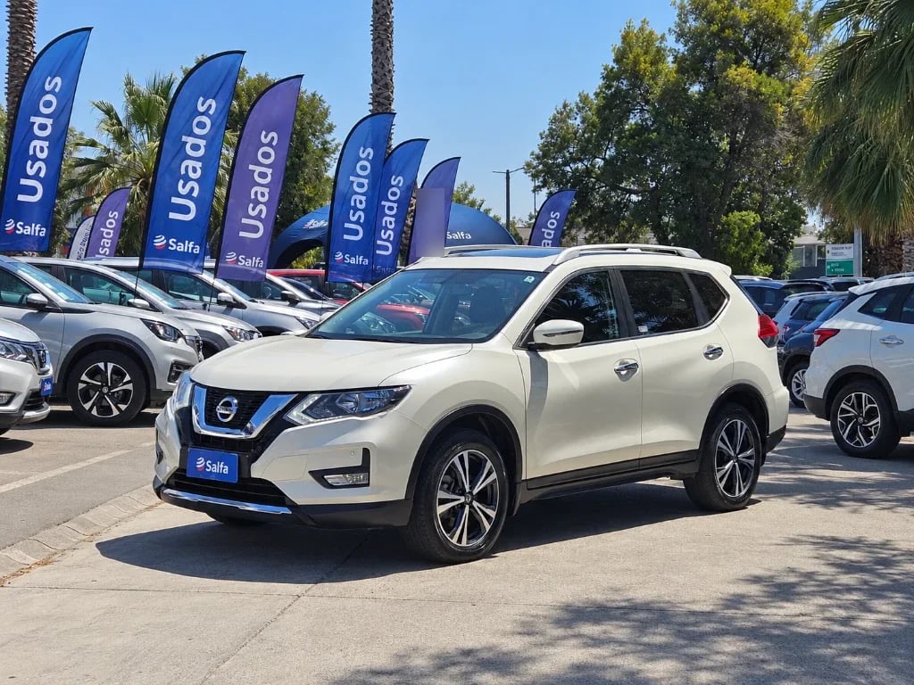 Nissan X-Trail 2.5 Advance Mc 4x2 Cvt At 5p año 2023 Nissan X-Trail 2.5 Advance Mc 4x2 Cvt At 5p año 2023