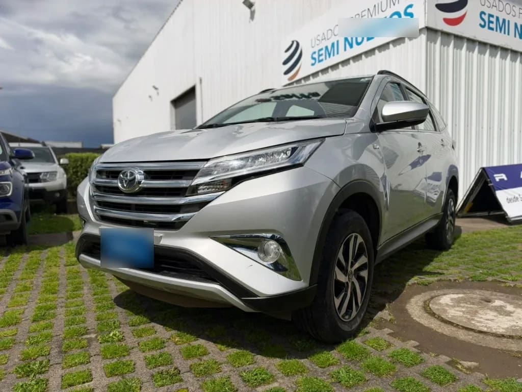 Toyota Rush 1.5 Xli Mt año 2023