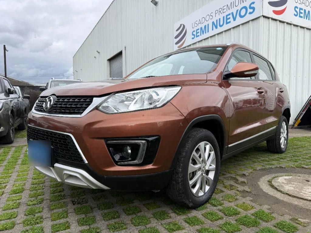 BAIC X35 1.5 Elite 4x2 5mt 5p año 2019 BAIC X35 1.5 Elite 4x2 5mt 5p año 2019