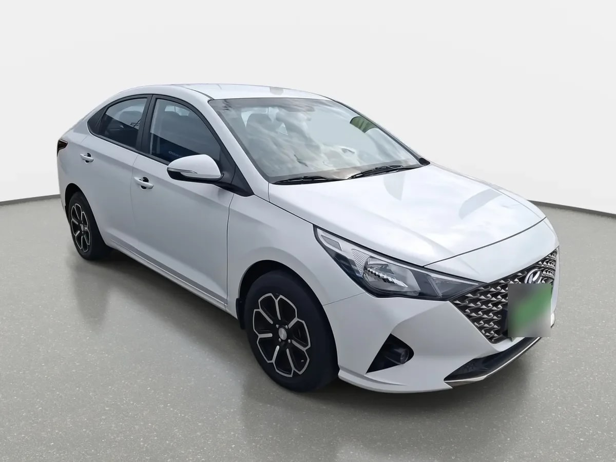 Hyundai Accent 1.4 Hci Plus 4x2 Mt 4p año 2024