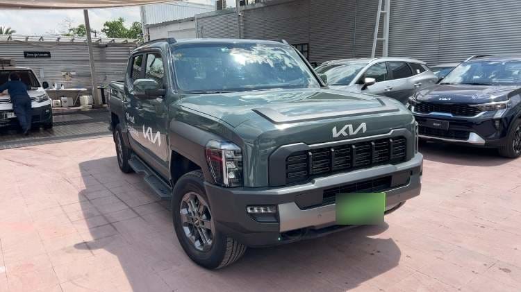 Kia Tasman 2.2t Ex Full Diesel 4x4 At 4p año 2026